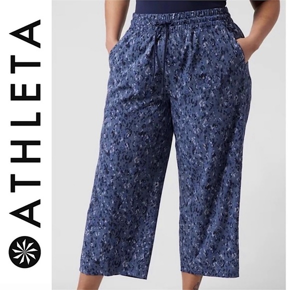 Athleta Avenue Printed Wide Leg Crop Pant in Allure Navy Plus Size 16 980443 NEW - Picture 2 of 13